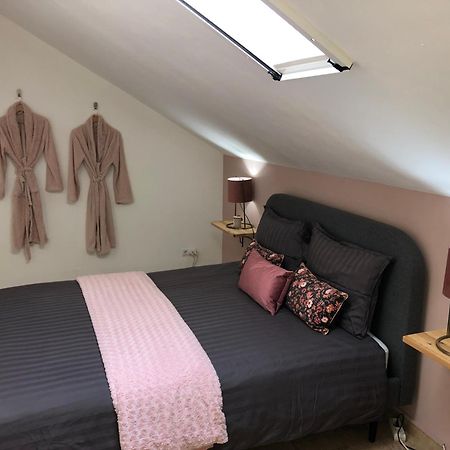 Quinta Bogesi Bed & Breakfast Фигейра да Фош Екстериор снимка
